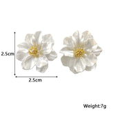 Chic flower earrings made of white acrylic