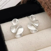 Flower Earrings of Silver and 18K Gold
