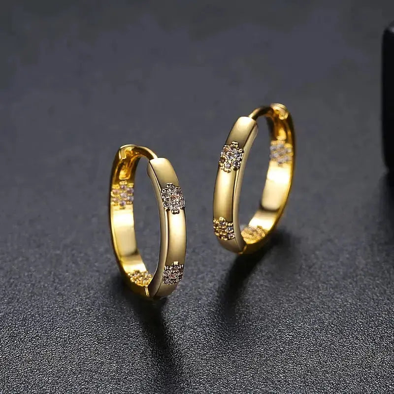 Vintage earrings with a golden floral motif